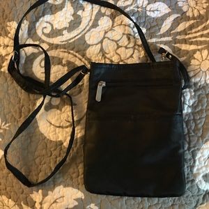 Magellan’s Fast Track Travel Organizer Bag - Black